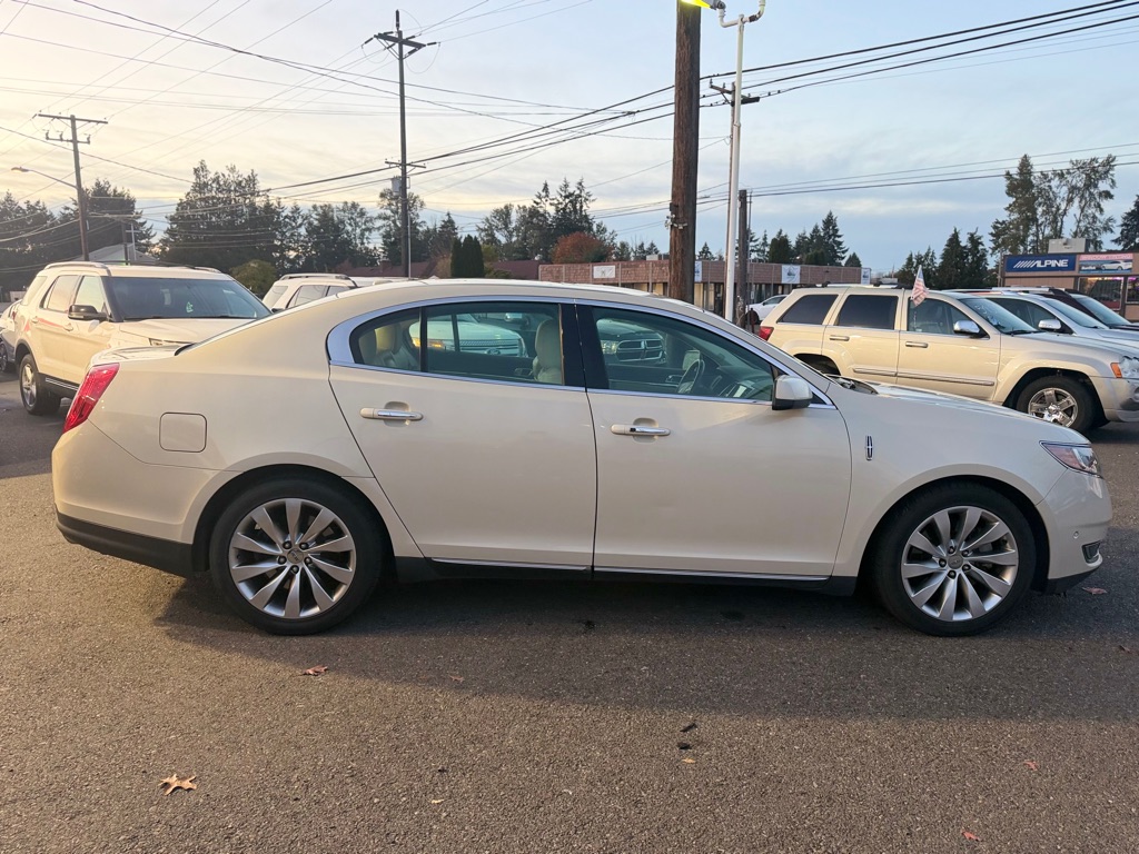 Photo 4 of this LINCOLN MKS