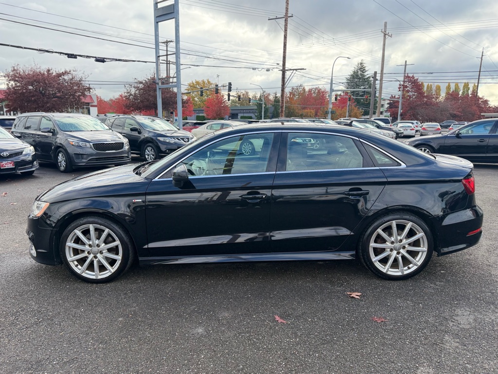 Photo 9 of this AUDI A3
