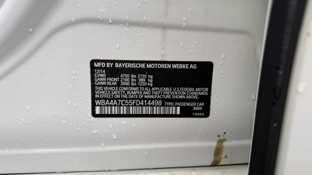Photo 26 of this BMW 4 SERIES