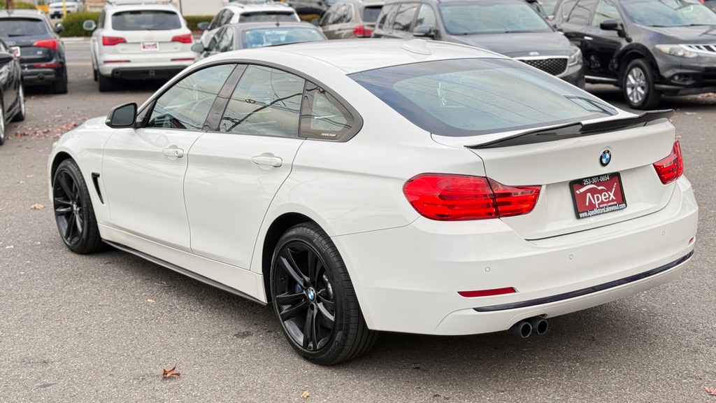 Photo 9 of this BMW 4 SERIES