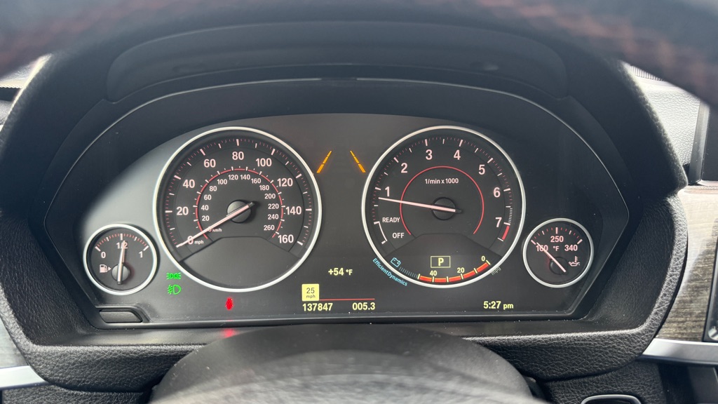 Photo 27 of this BMW 4 SERIES