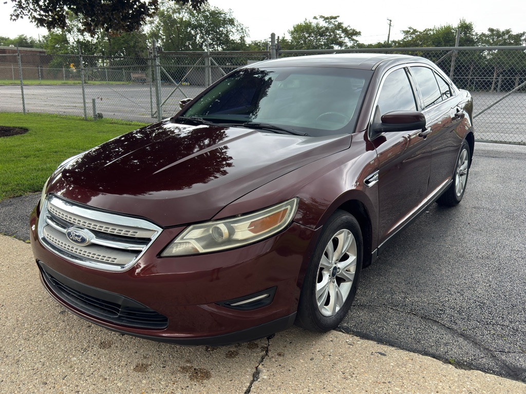 2012 Ford Taurus SEL's photo
