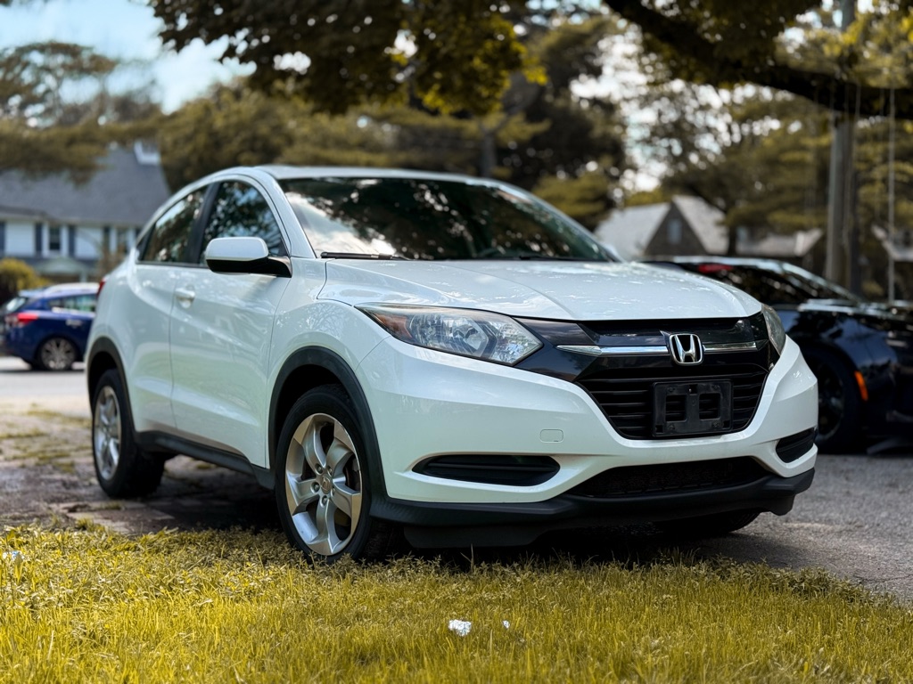 2016 Honda HR-V LX's photo