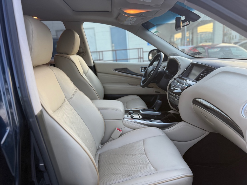 2015 INFINITI QX60 Base's photo