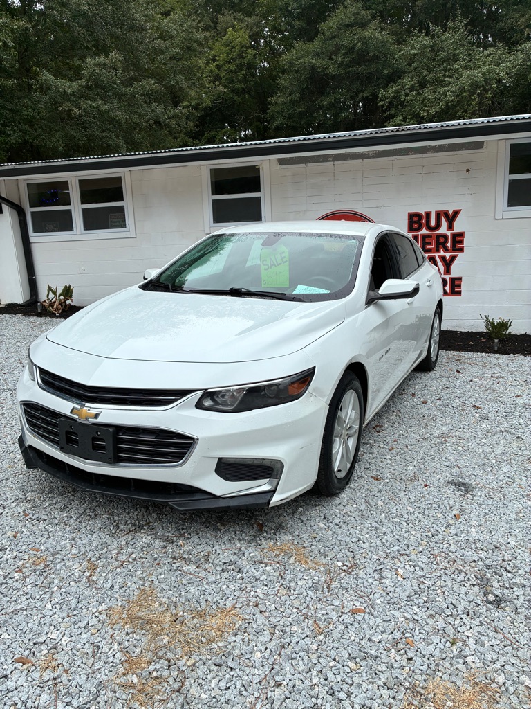 Photo 5 of this CHEVROLET MALIBU