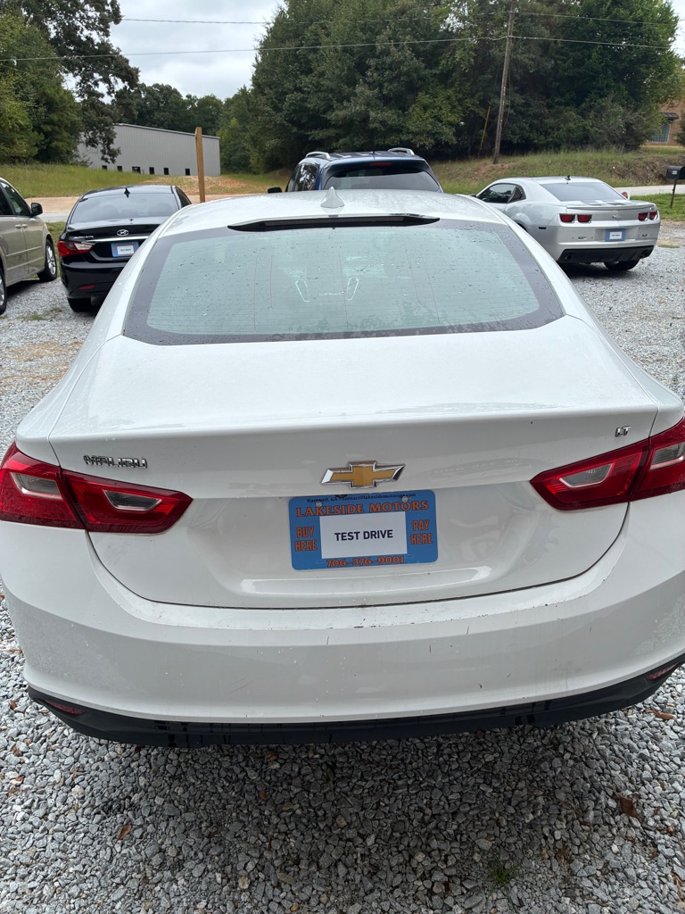 Photo 10 of this CHEVROLET MALIBU