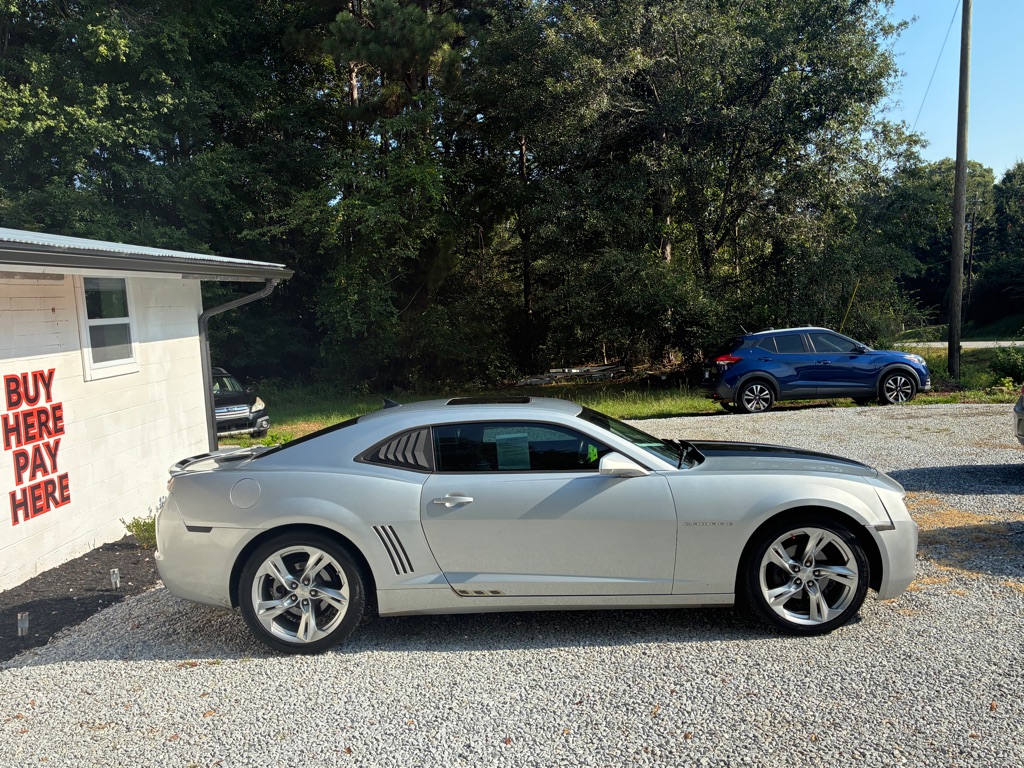 Photo 4 of this CHEVROLET CAMARO
