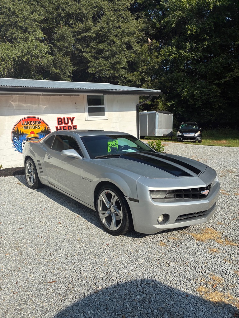 Photo 2 of this CHEVROLET CAMARO