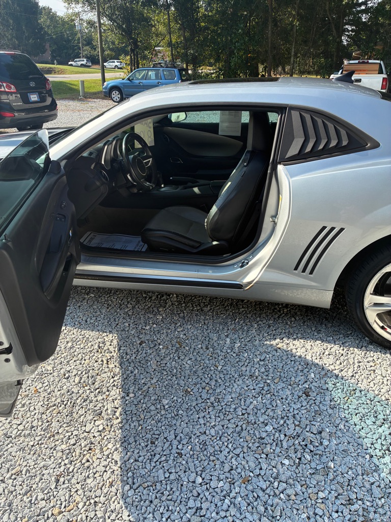 Photo 7 of this CHEVROLET CAMARO