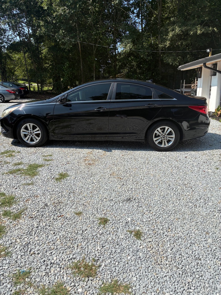 Photo 5 of this HYUNDAI SONATA