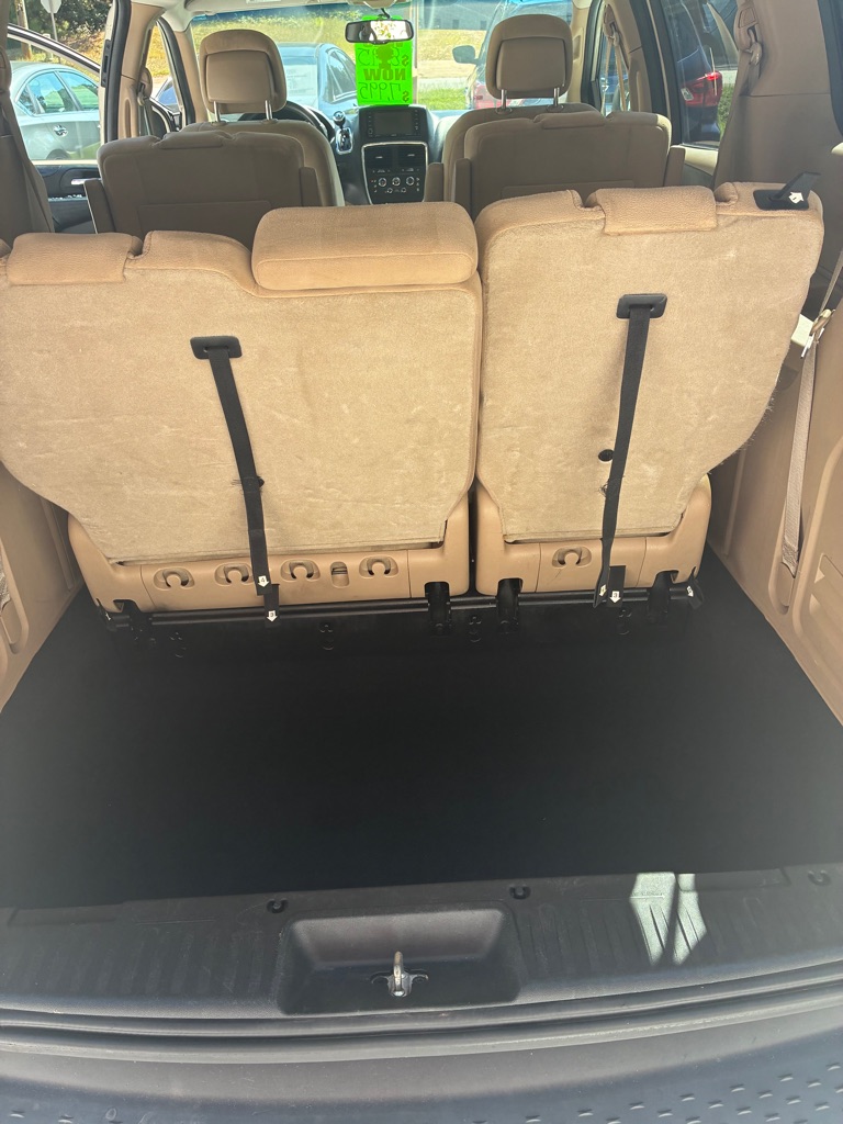 Photo 13 of this DODGE GRAND CARAVAN