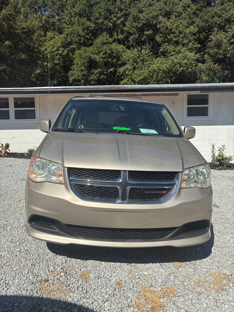 Photo 2 of this DODGE GRAND CARAVAN
