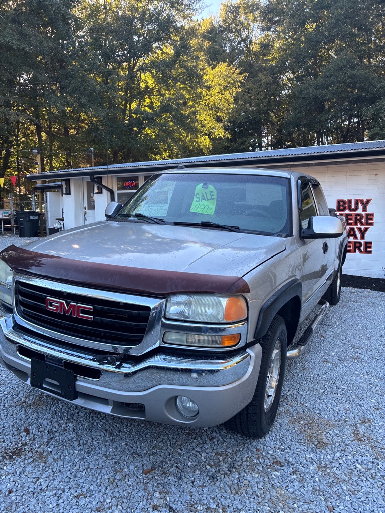 Photo 2 of this GMC NEW SIERRA