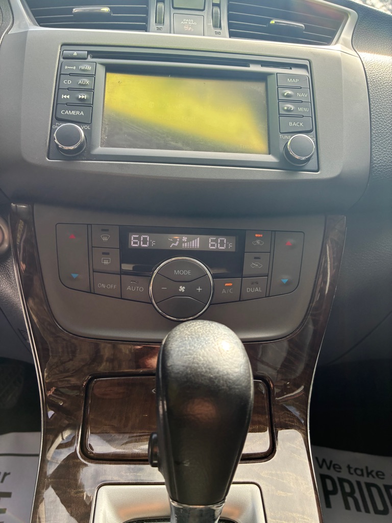 Photo 10 of this NISSAN SENTRA