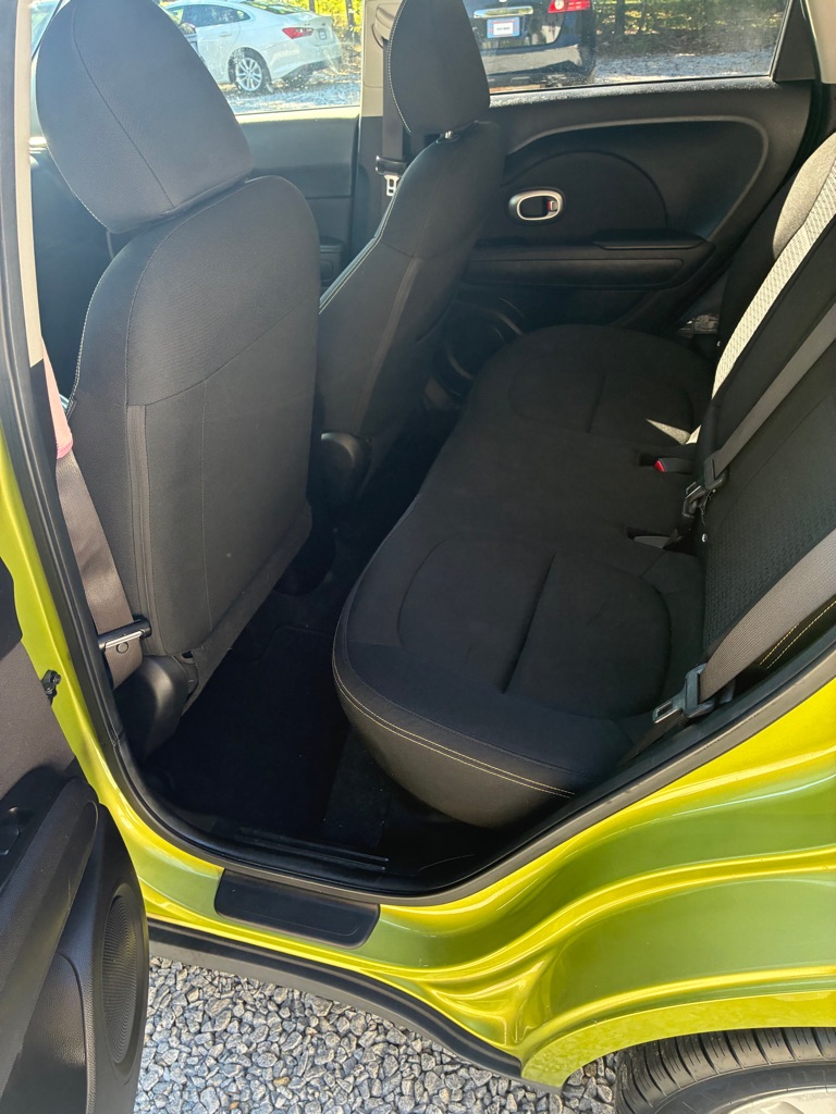Photo 11 of this KIA SOUL