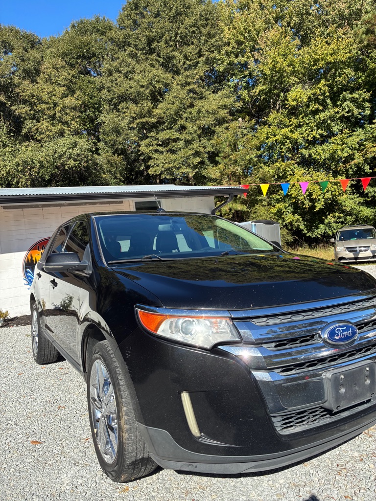 Photo 2 of this FORD EDGE