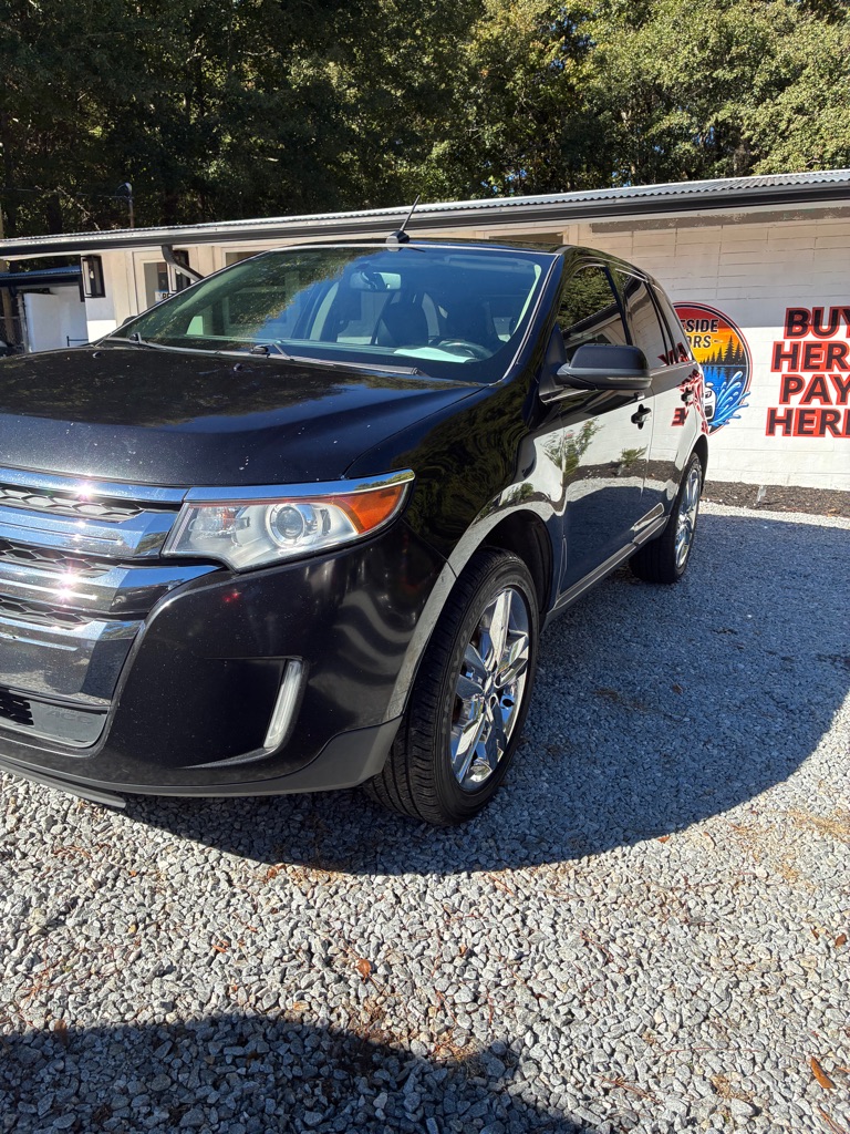 Photo 3 of this FORD EDGE