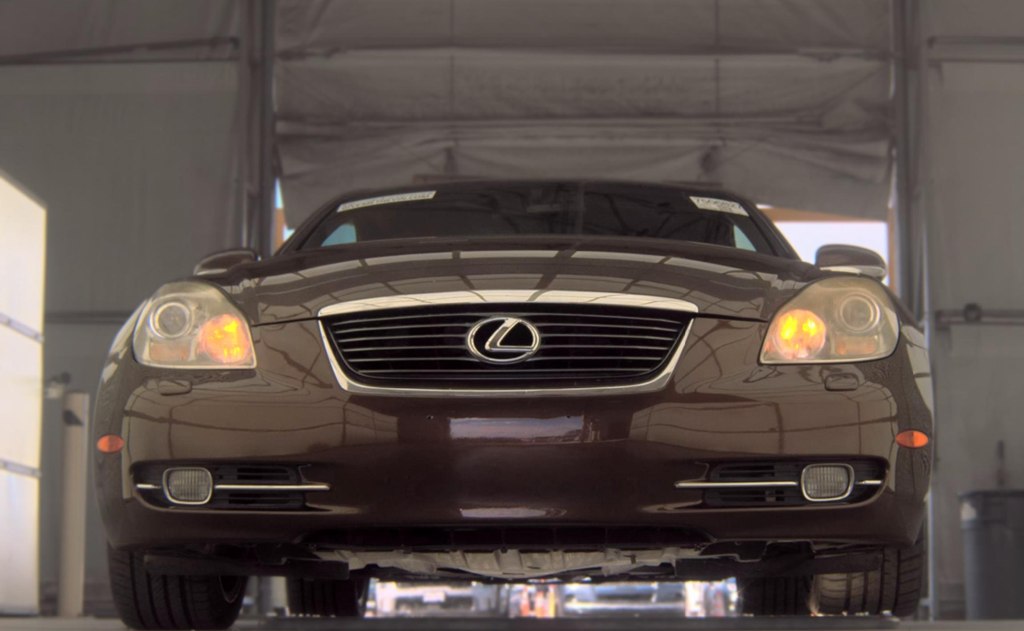 Photo 2 of this LEXUS SC 430