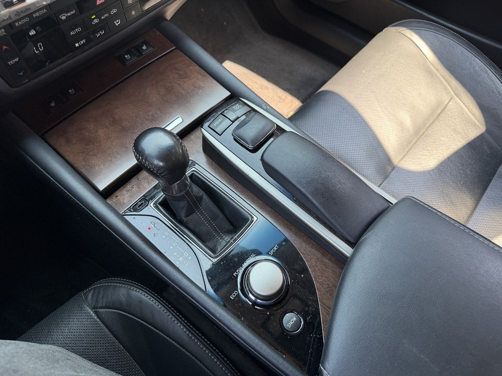 Photo 22 of this LEXUS GS 350