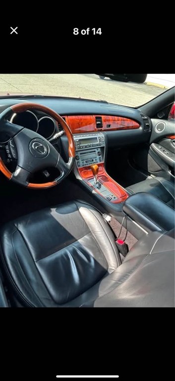 Photo 4 of this LEXUS SC 430