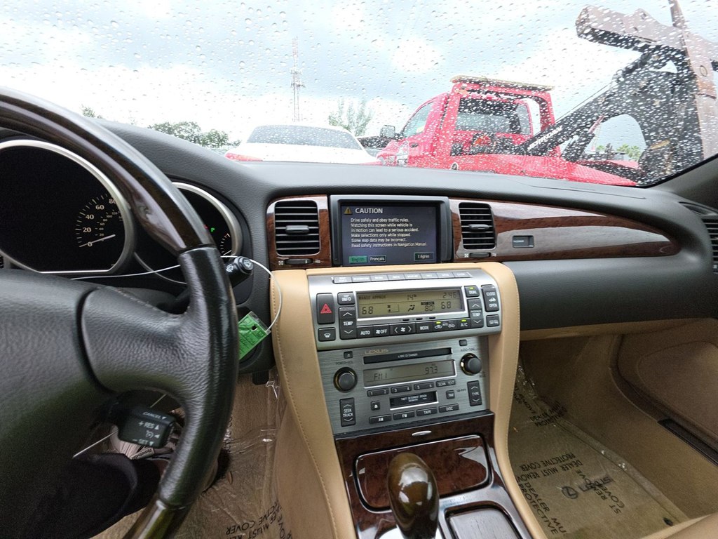 Photo 7 of this LEXUS SC 430