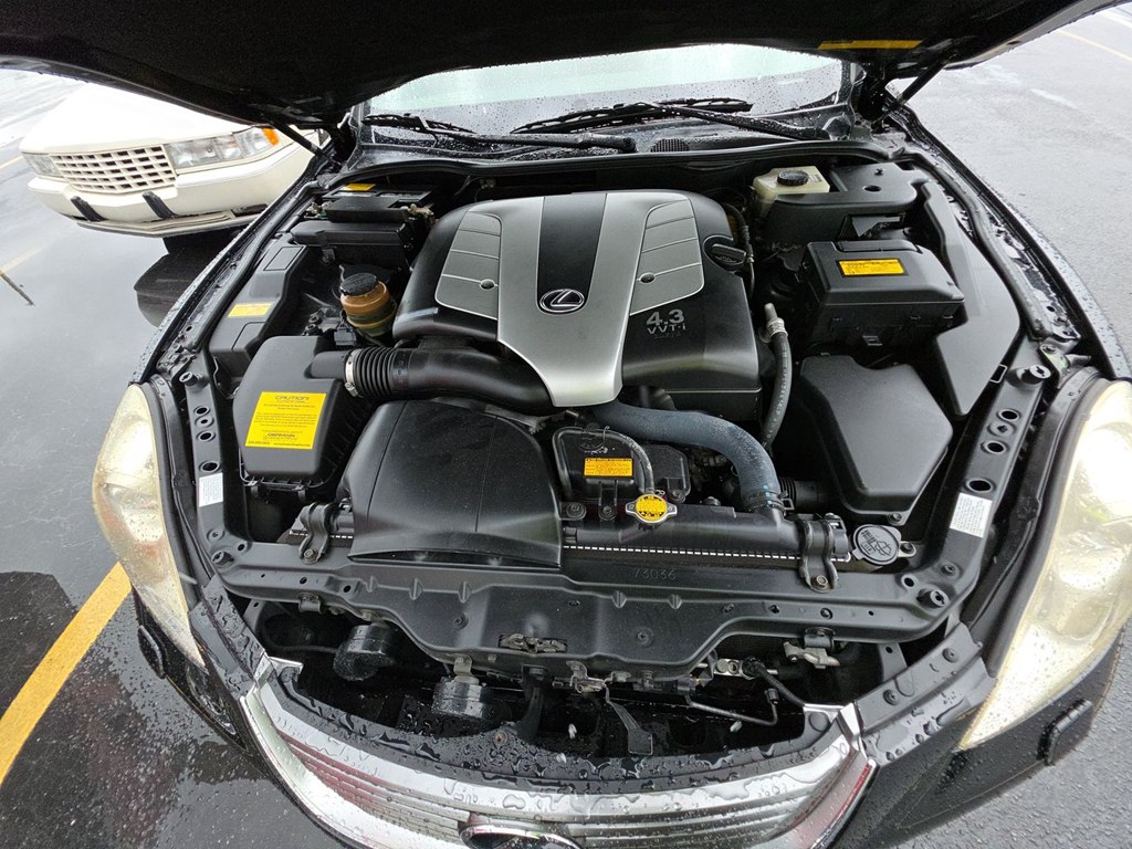 Photo 14 of this LEXUS SC 430