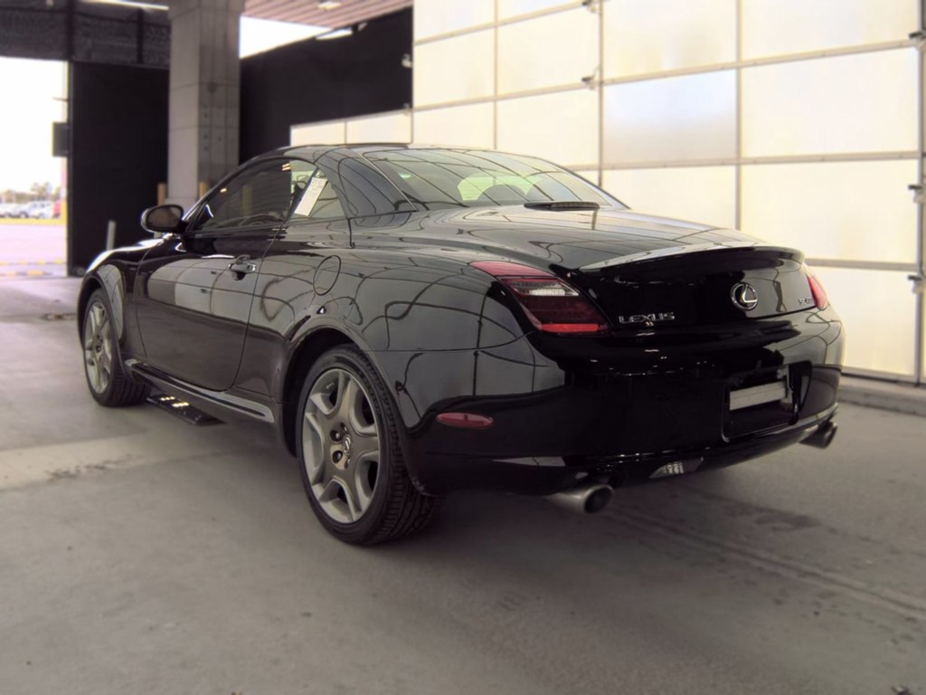 Photo 4 of this LEXUS SC 430
