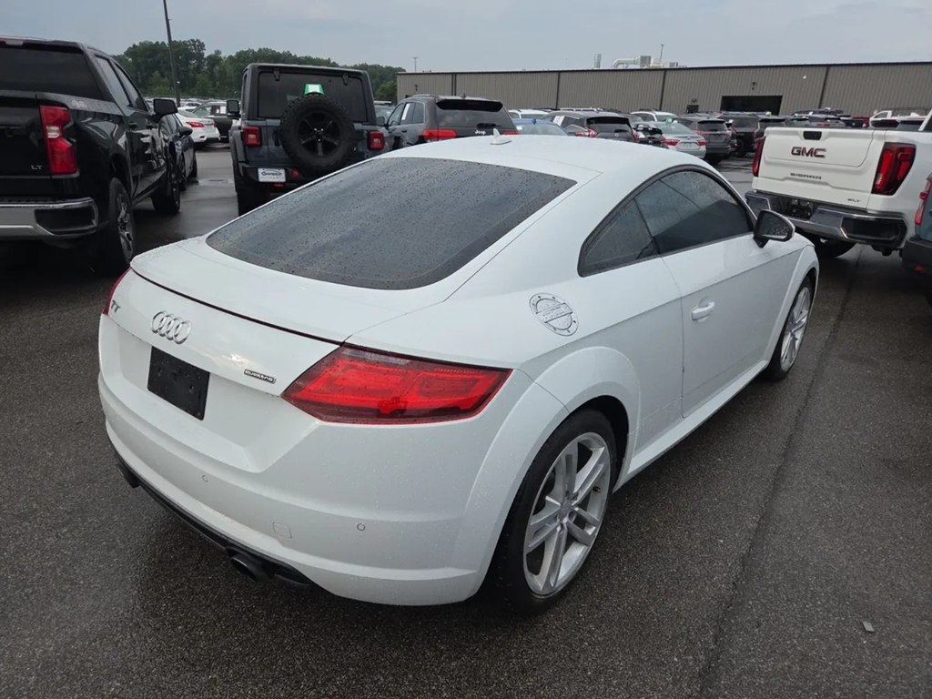 Photo 4 of this AUDI TT
