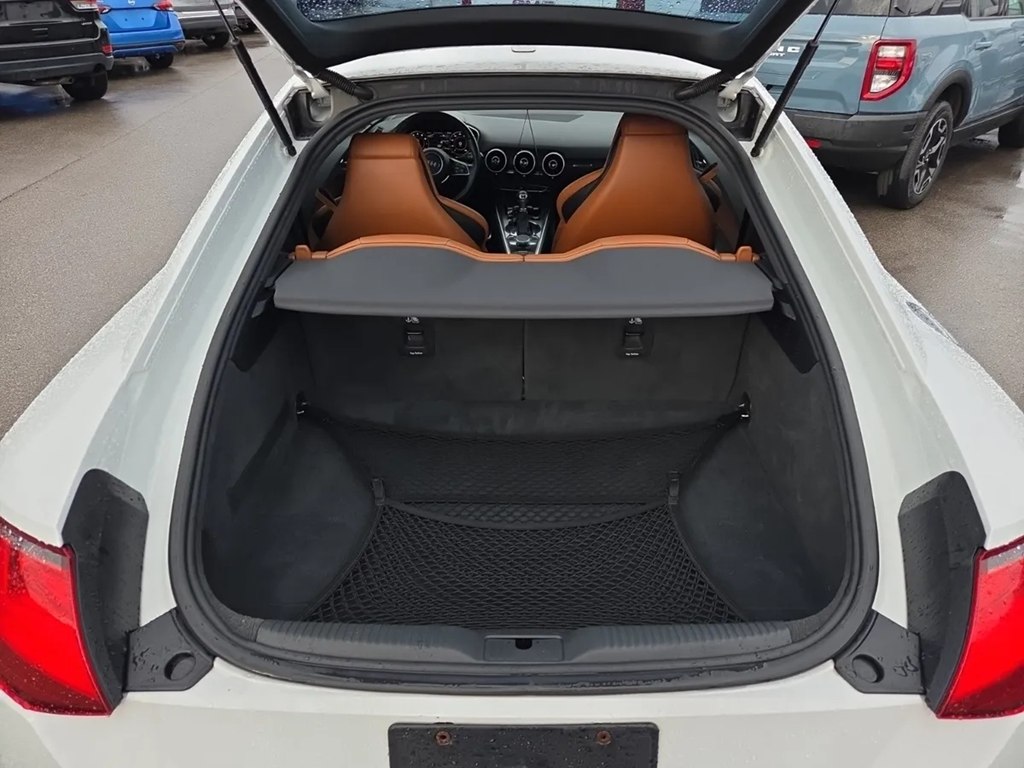 Photo 8 of this AUDI TT
