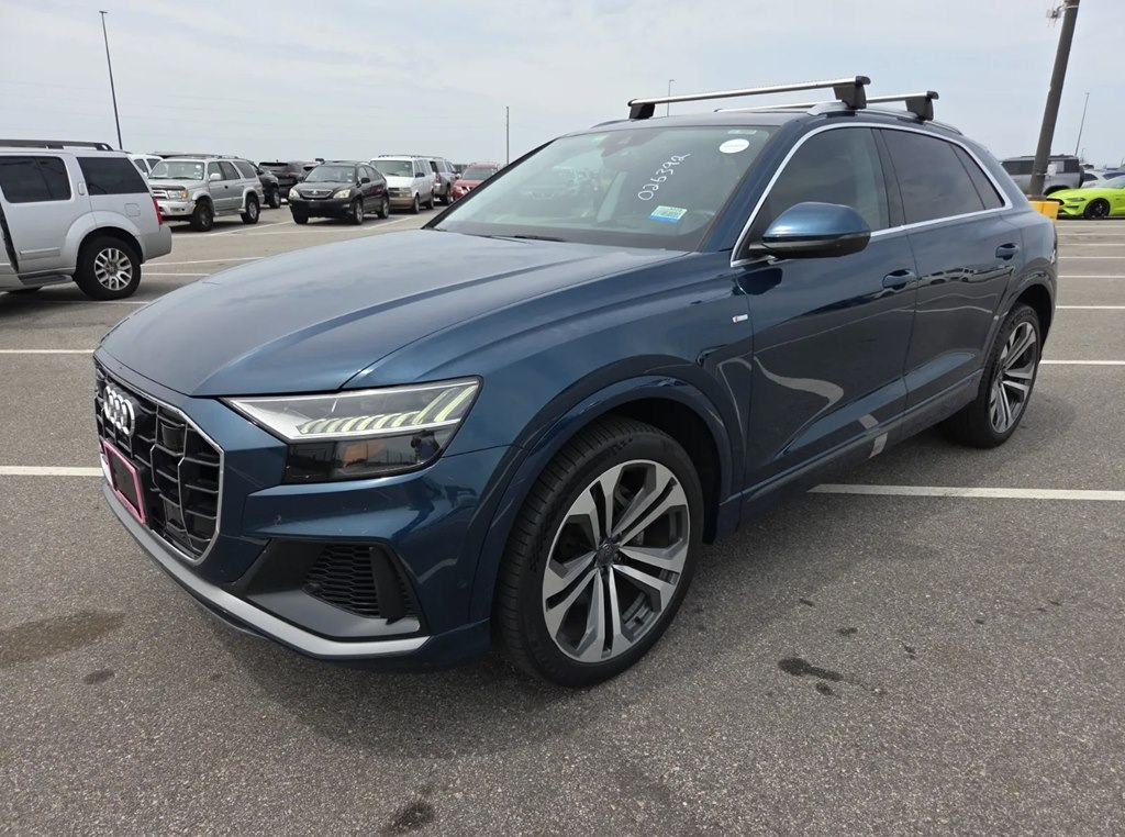 2020 AUDI Q8