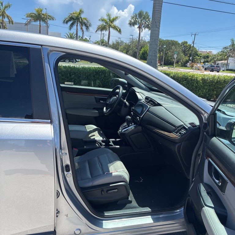 Photo 11 of this HONDA CR-V