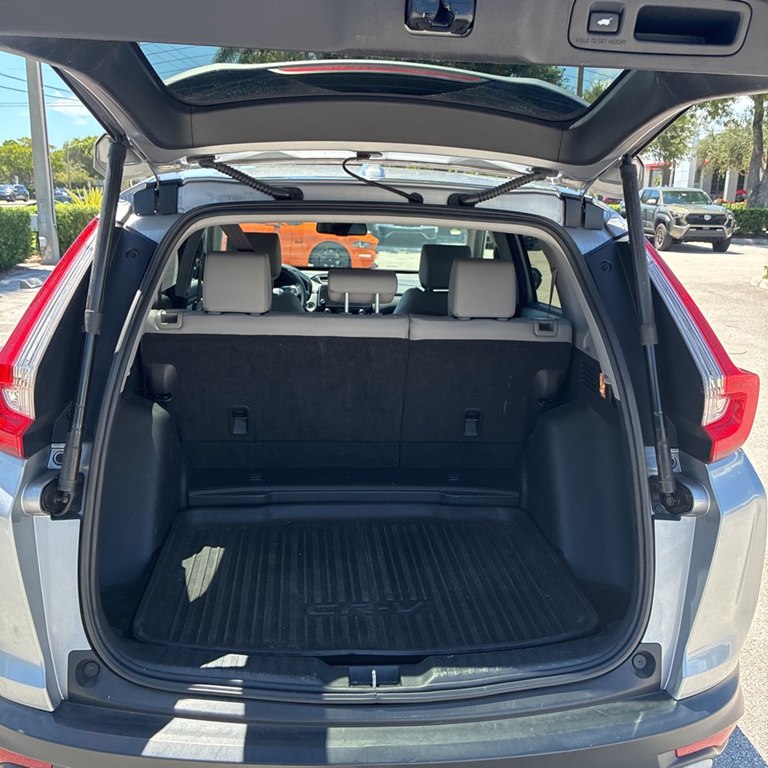 Photo 12 of this HONDA CR-V