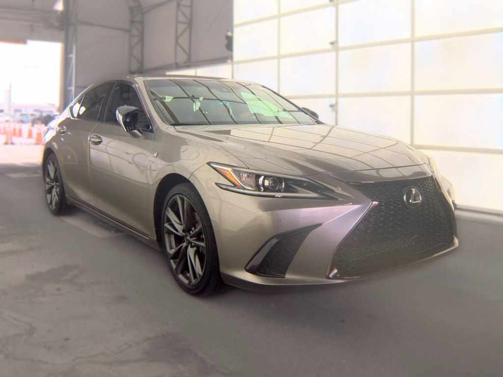 Photo 4 of this LEXUS ES 350