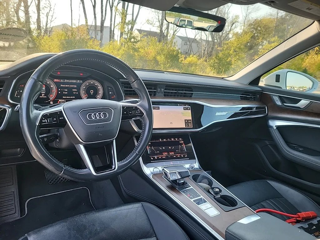 Photo 9 of this AUDI A6