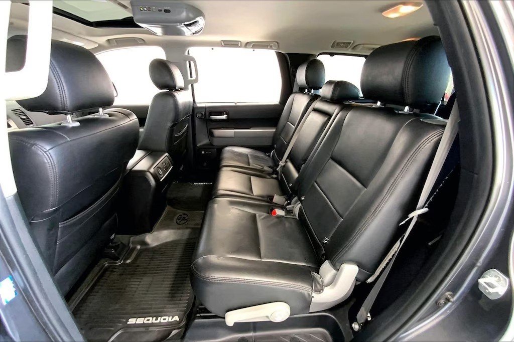 Photo 13 of this TOYOTA SEQUOIA