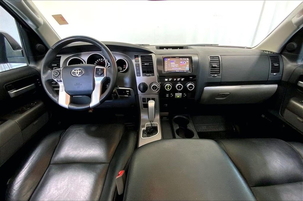 Photo 9 of this TOYOTA SEQUOIA