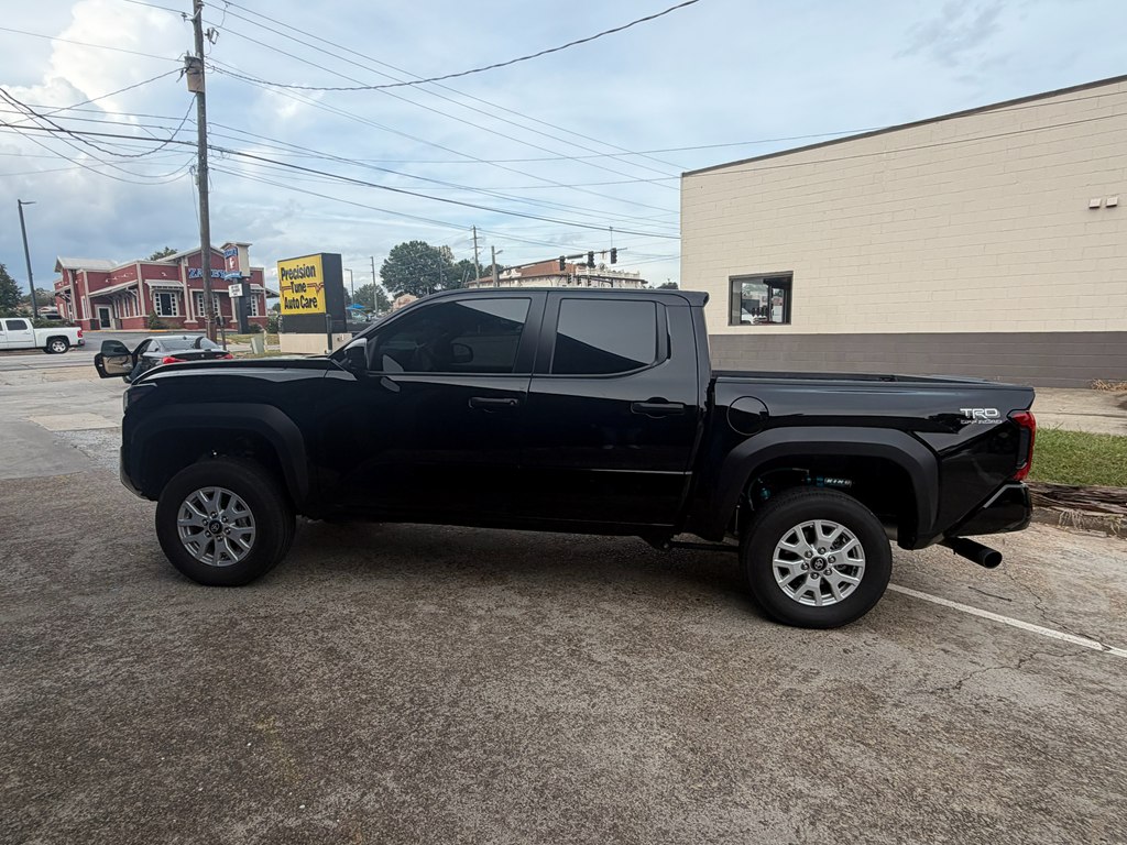 Photo 9 of this TOYOTA TACOMA