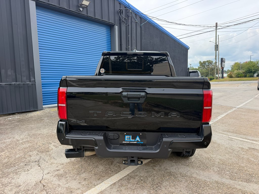 Photo 6 of this TOYOTA TACOMA