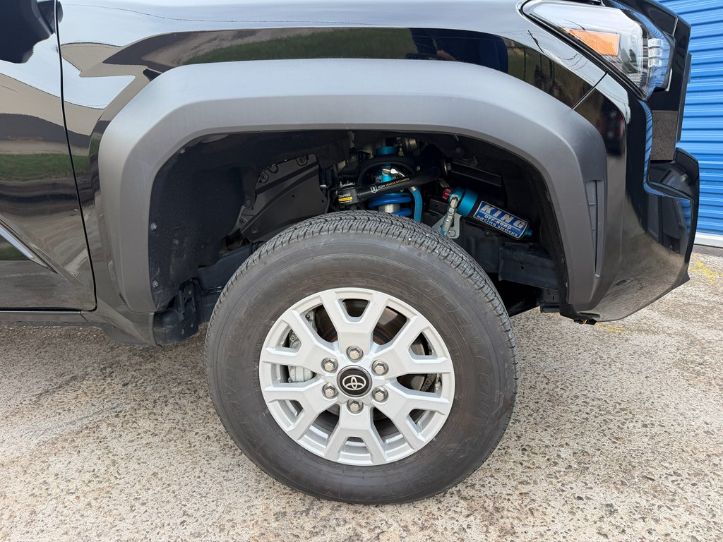 Photo 2 of this TOYOTA TACOMA