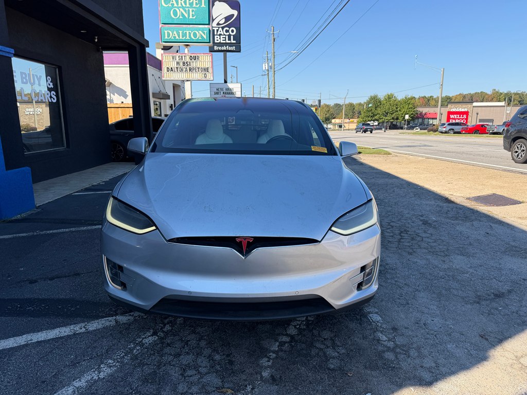Photo 2 of this TESLA MODEL X