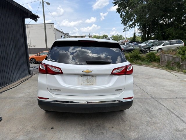 Photo 5 of this CHEVROLET EQUINOX