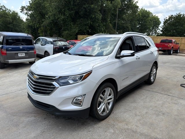 Photo 8 of this CHEVROLET EQUINOX