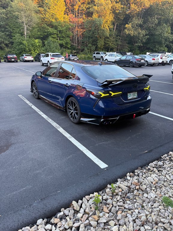 Photo 6 of this TOYOTA CAMRY