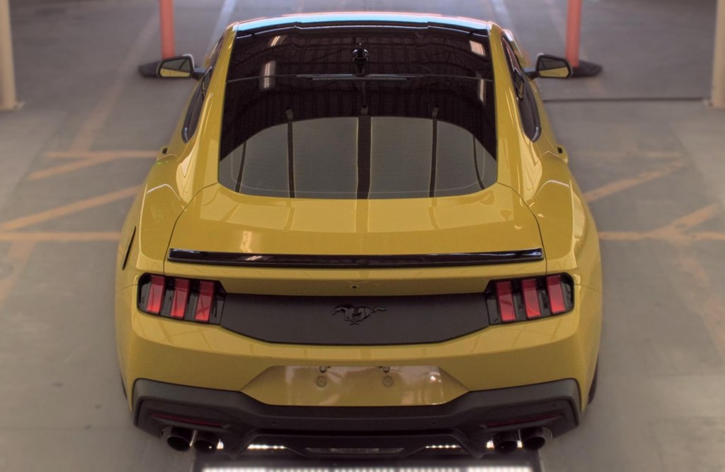 Photo 5 of this FORD MUSTANG