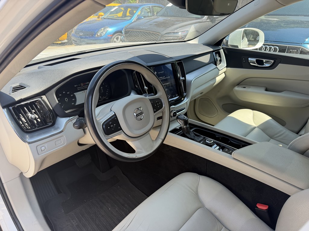 Photo 8 of this VOLVO XC60