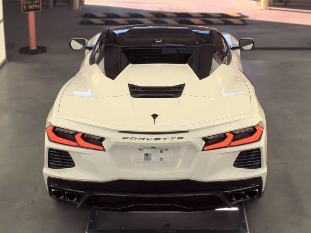 Photo 4 of this CHEVROLET CORVETTE