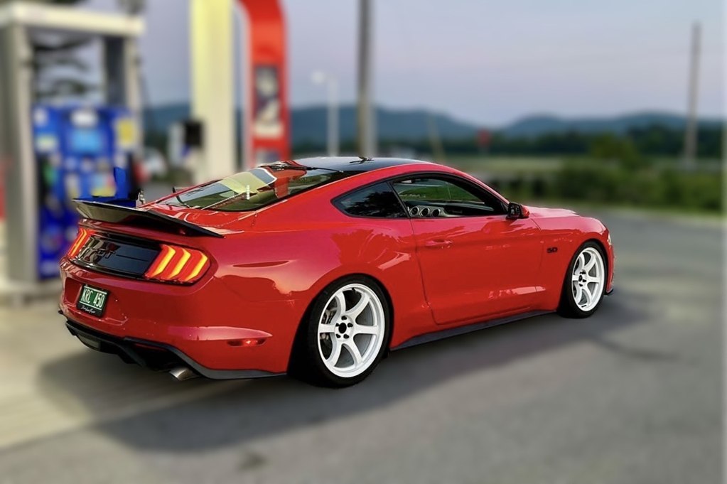 Photo 5 of this FORD MUSTANG