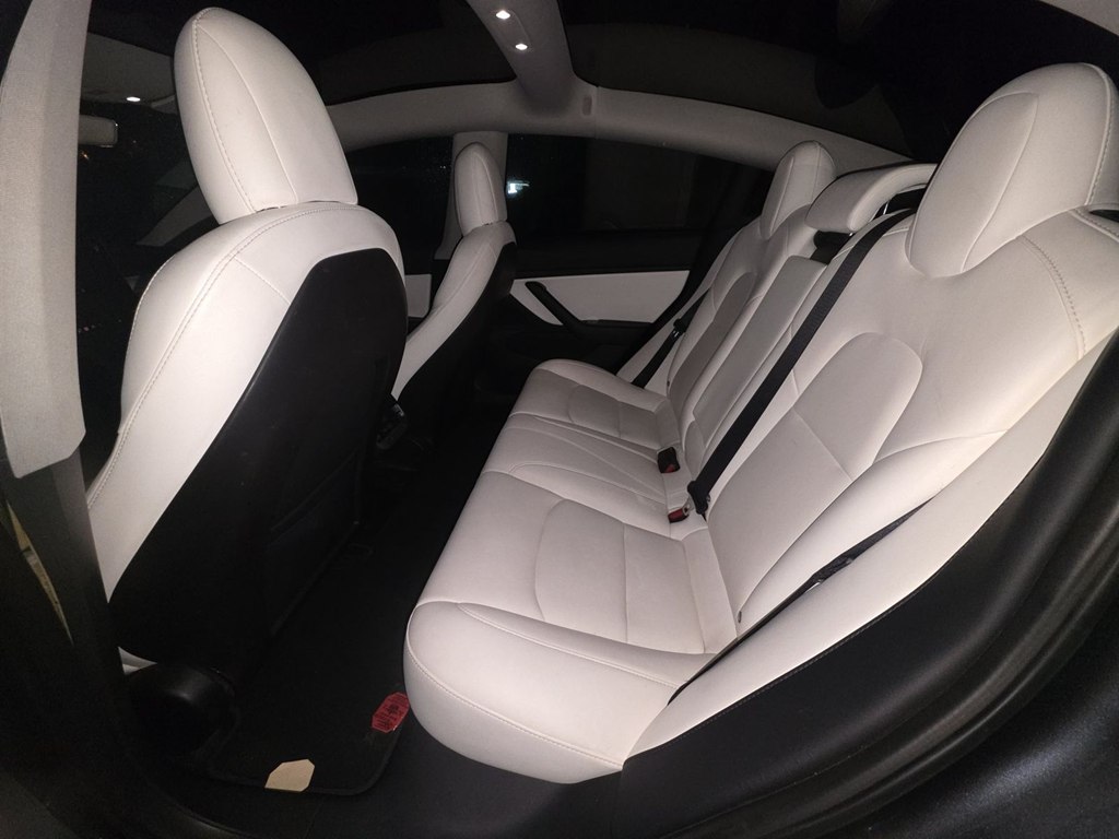 Photo 12 of this TESLA MODEL 3
