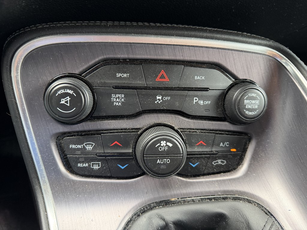 Photo 20 of this DODGE CHALLENGER