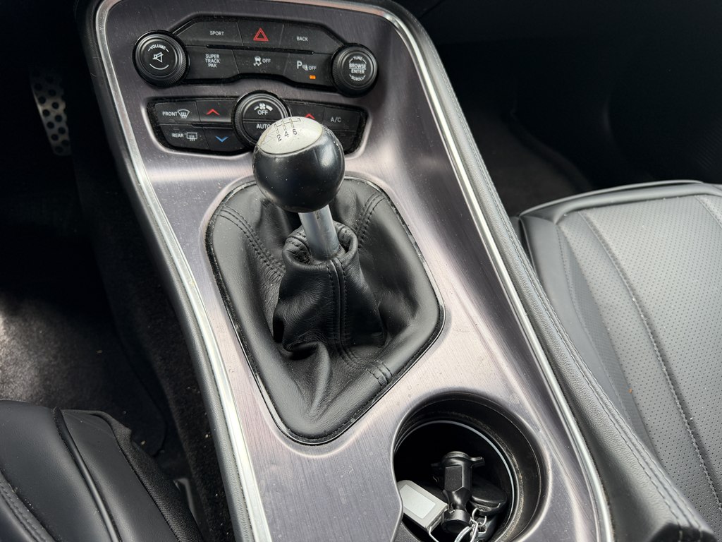 Photo 21 of this DODGE CHALLENGER